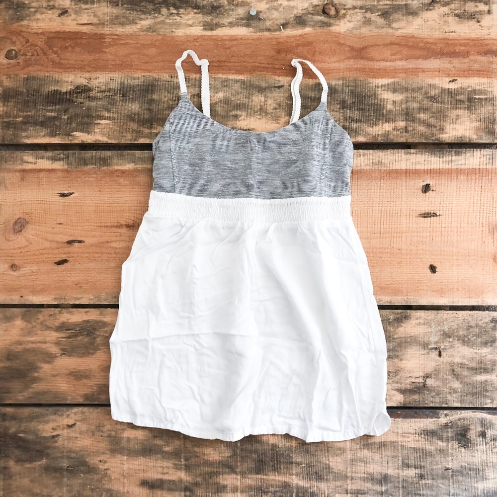 🍋 LULULEMON tank